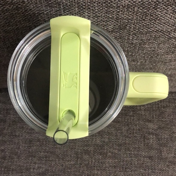 STANLEY 40oz Stainless Steel H2.0 FlowState Quencher Tumbler Citron Tie Dye - Picture 13 of 17